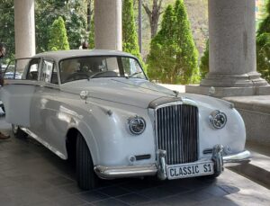Wedding Getaway Car - 1952 Rolls Royce Classic Car